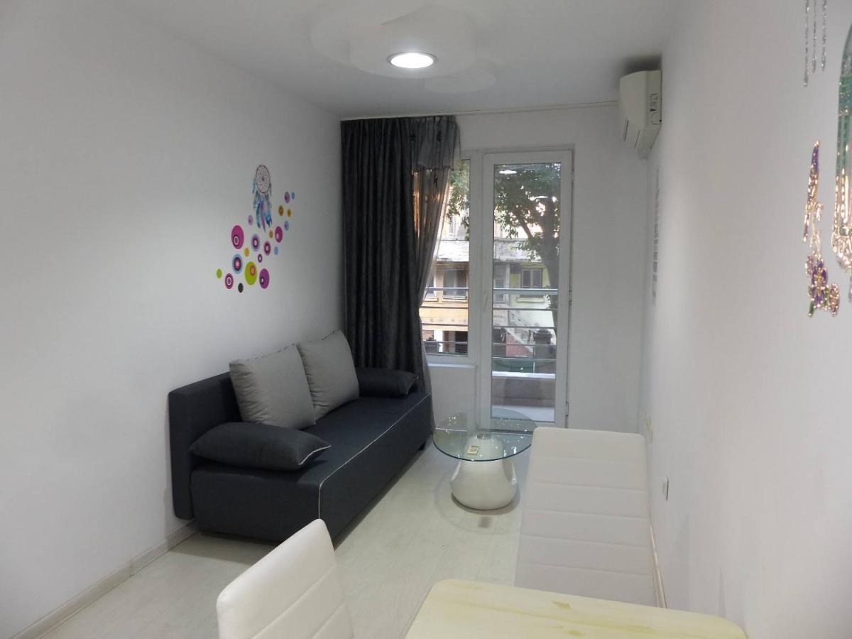 Apartament Holiday Burgas Esterno foto